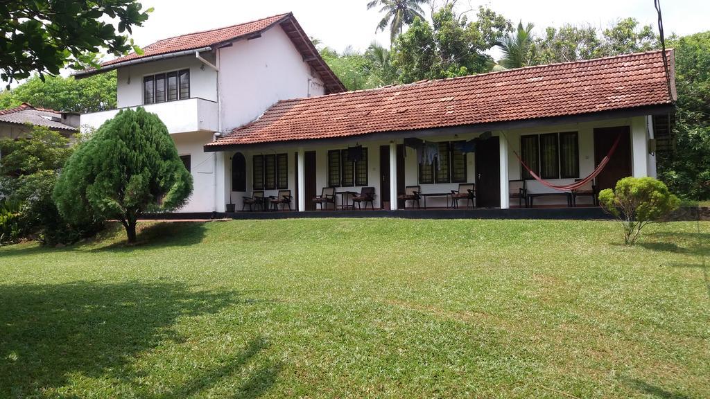 4 Seasons Guesthouse Hikkaduwa Εξωτερικό φωτογραφία