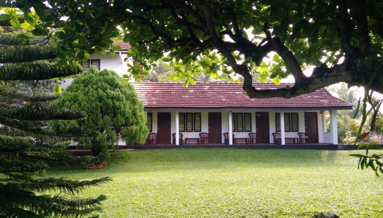 4 Seasons Guesthouse Hikkaduwa Εξωτερικό φωτογραφία